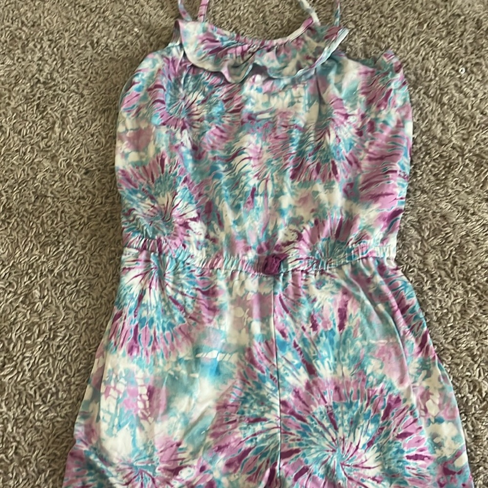 Cute tye die romper! Amazing condition!